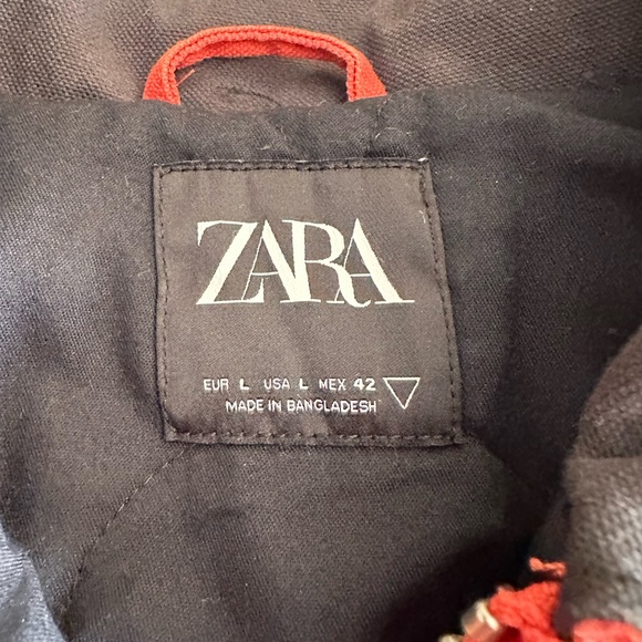 Zara Barn Jacket - Picture 2 of 4